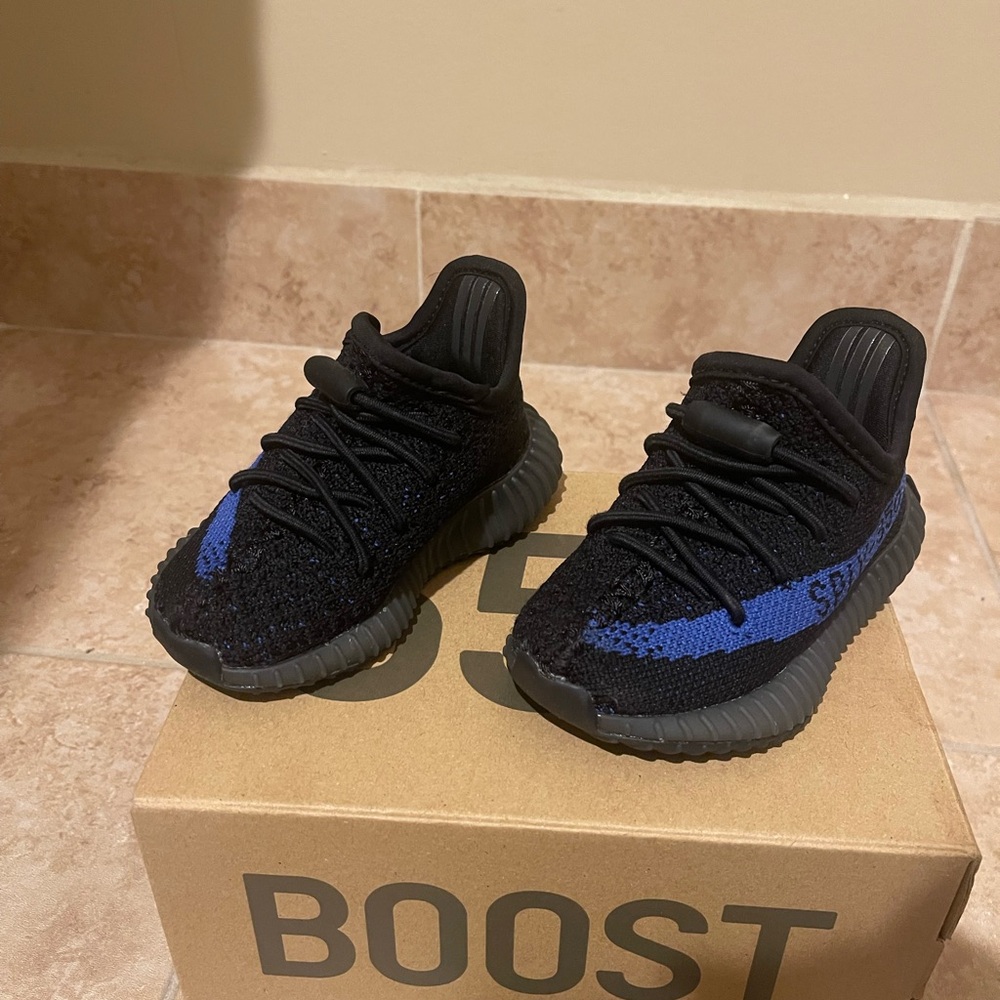 Adidas Yeezy Boost 350 V2 Infants Black Blue